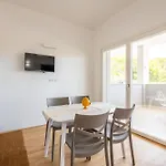 Apartman Loft Mare Seafront Modern