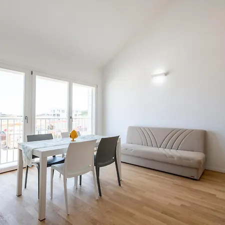 Loft Mare Seafront Modern * باري