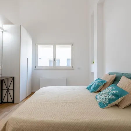 Loft Mare Seafront Modern