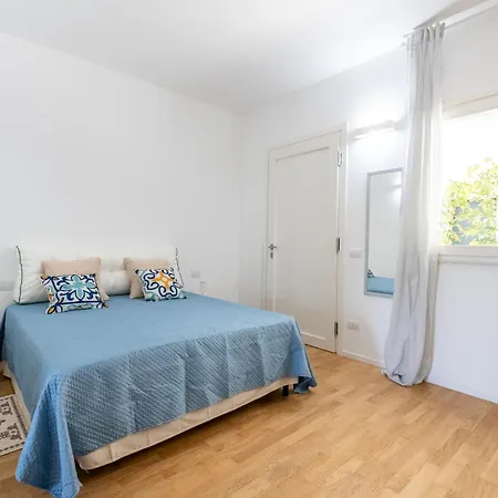 Loft Mare Seafront Modern Бари