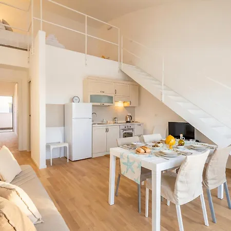 Loft Mare Seafront Modern Apartman
