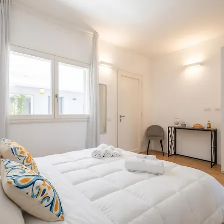 아파트 Loft Mare Seafront Modern
